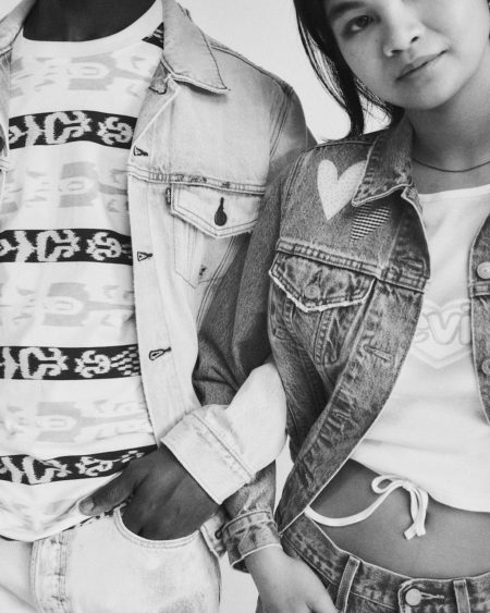 Zeynep represents levis sneakers